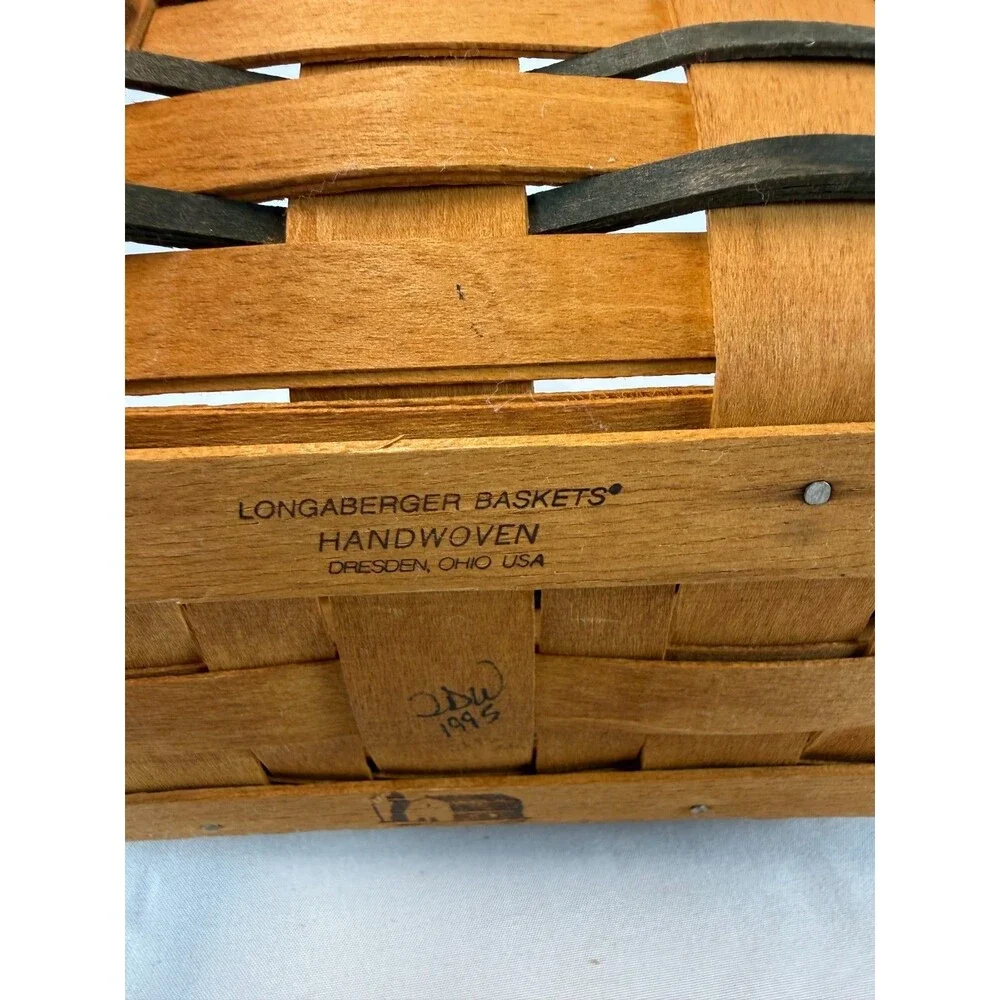1995 Longaberger Small Chore Basket w/Burgundy Liner 10